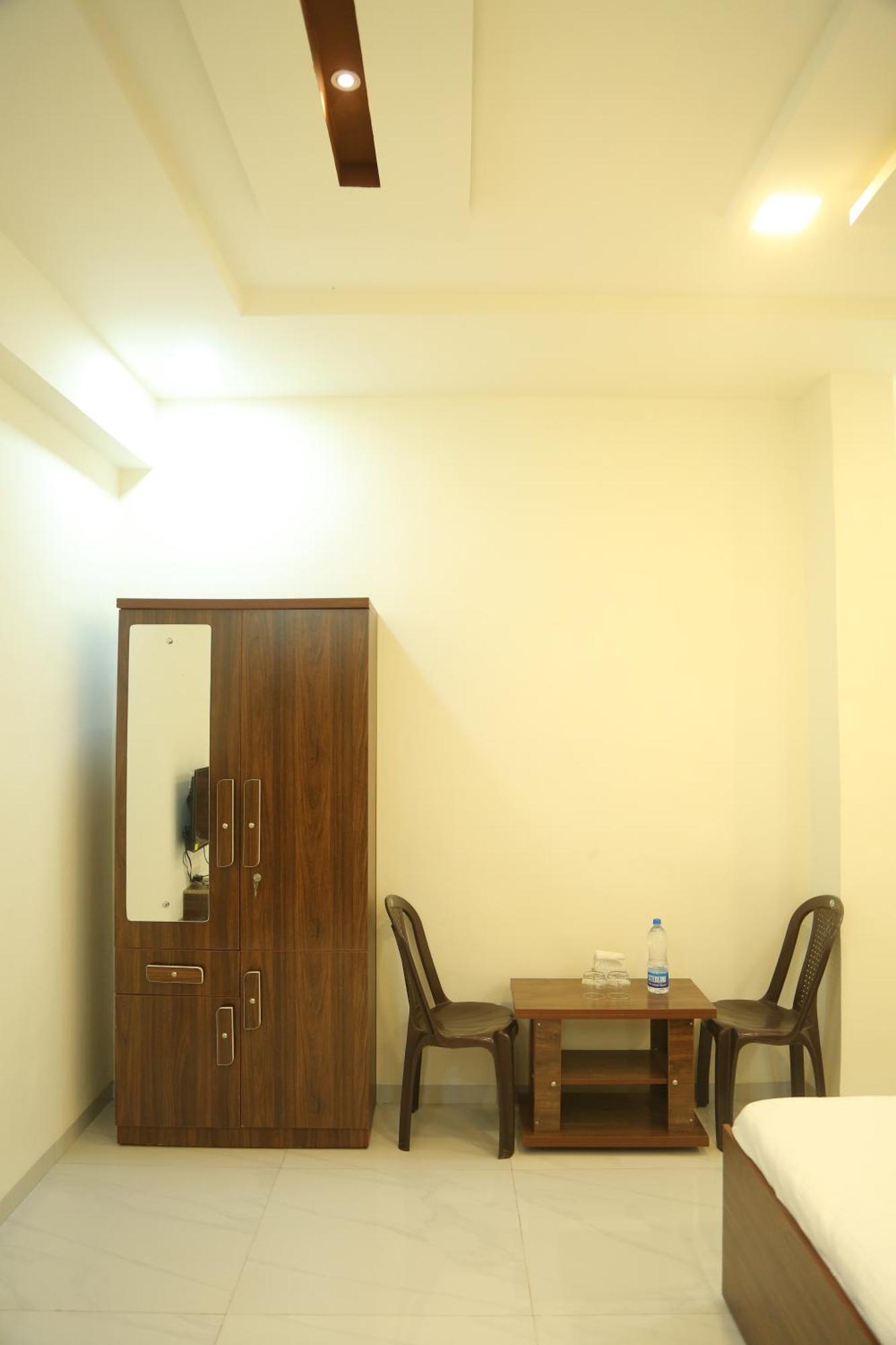 Rudraksh Nagthane Satara Exterior foto